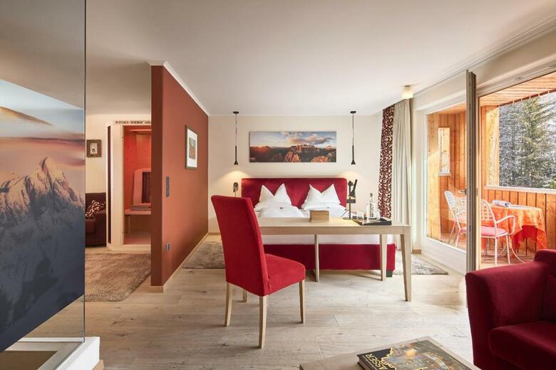 Hotel Dolomit B&B