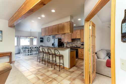 Big Bear Palace