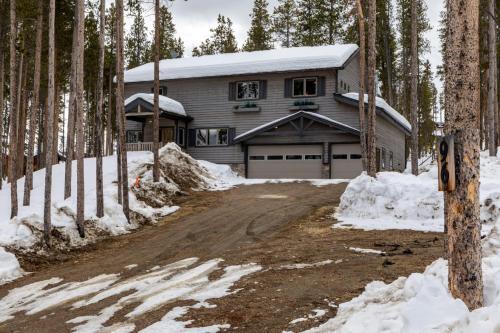 Big Bear Palace