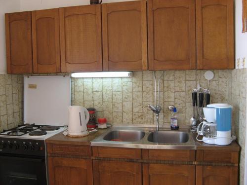 Apartments By The Sea Pisak, Omis - 967