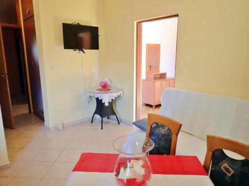 Apartment And Rooms Jaz-100 M From Pebble Beach