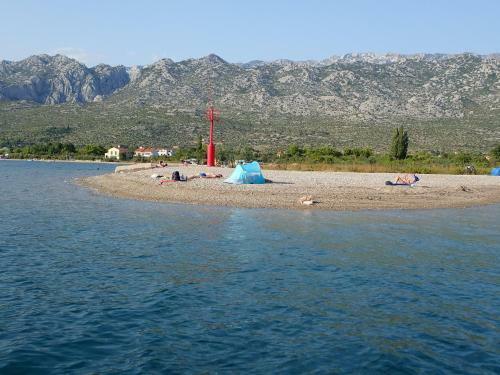 Apartment And Rooms Jaz-100 M From Pebble Beach