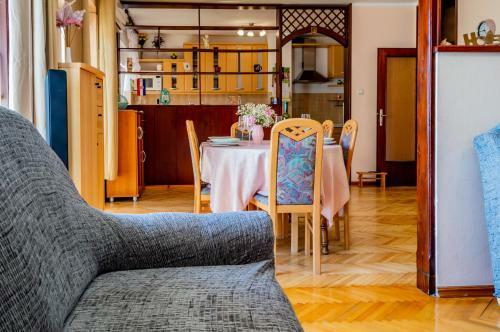 Apartment Perhat