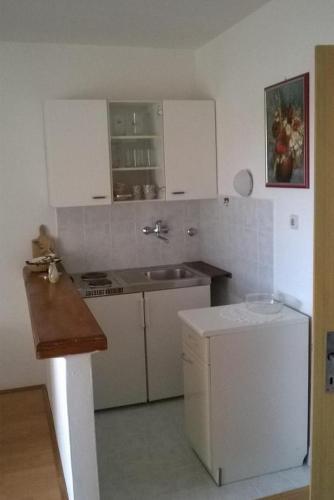 Apartment Barbat 17620c