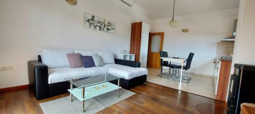 Apartments Marijana