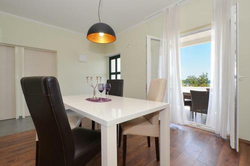 Holiday Home Nevera