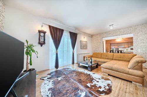 Apartment Villa Hacijenda With Private Pool And Jacuzzi