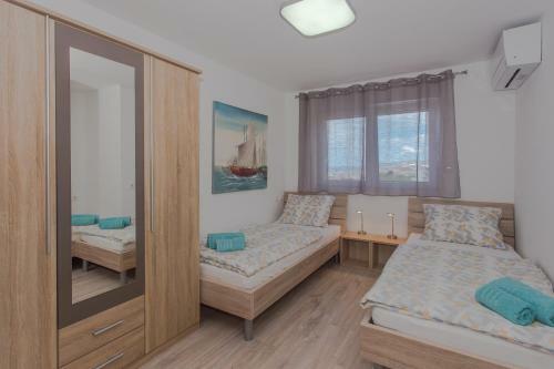Villa Rocco Split - Luxury - Heated Salt Water Pool - Massage Jets