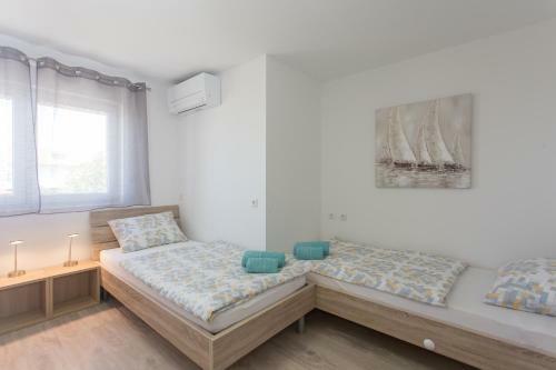 Villa Rocco Split - Luxury - Heated Salt Water Pool - Massage Jets