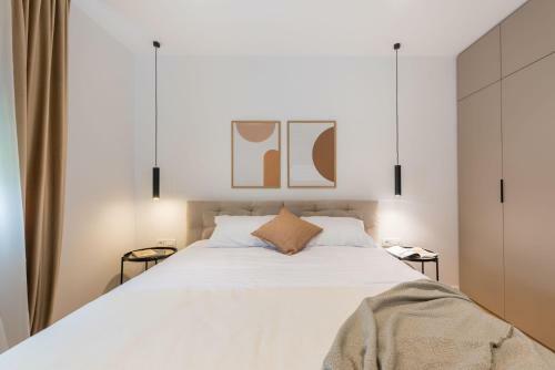 Villa Auni Grey - Heated Pool - Rooftop - Seaview - Beach