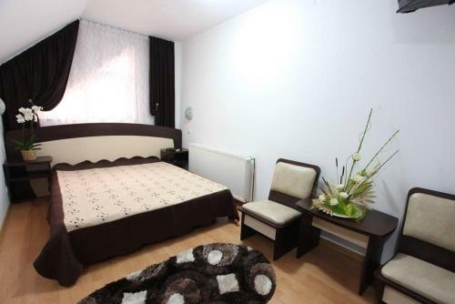 Hostal Casa Galbena