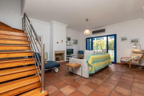 Villa Blue Garden By Algarvemanta