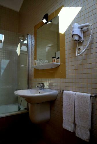 Bed & Breakfast Alojamento Santa Clara