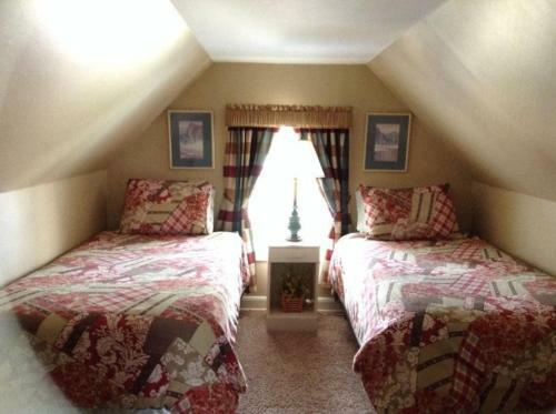 Apartamento Lofted Attic In The Governor's Mansion