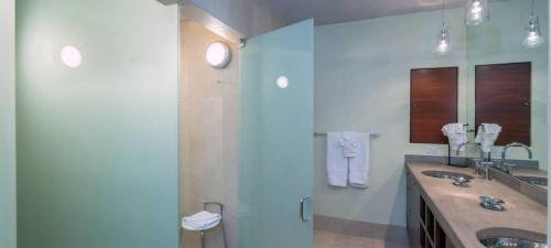 The Estate At Royer Falls By Exceptional Stays