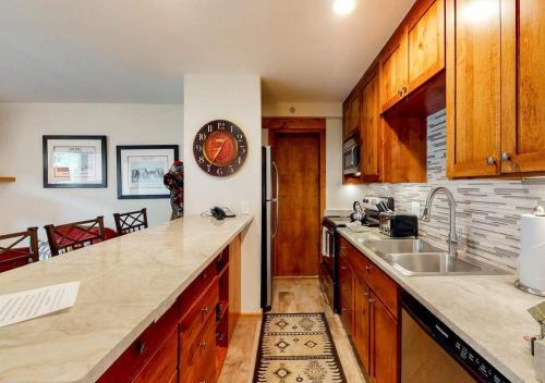 Apartamento Lion Square Lodge Condos By To