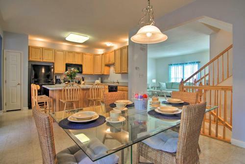 Spacious Millville Townhome About 3 Mi To Beach!