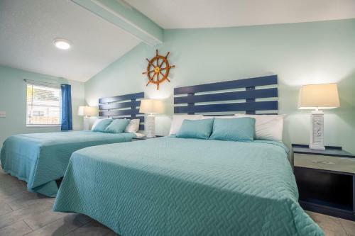Hotel Salt Air Inn & Suites
