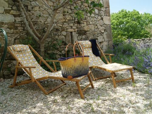 Holiday Home La Maison Du Brun Besignan
