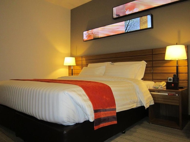 Maple Hotel