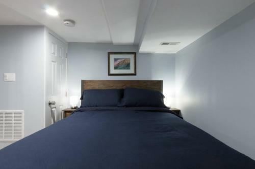 Luxury 2 Bedroom Apartment W/ Free Parking