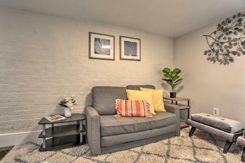 Modern Dc Getaway Less Than 1 Mile To The Subway!