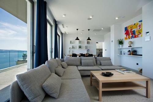 Villa Dispet With Heated Pool, Jacuzzi, Sauna And Cinema