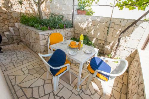 Apartments Pivac - Lokva Rogoznica