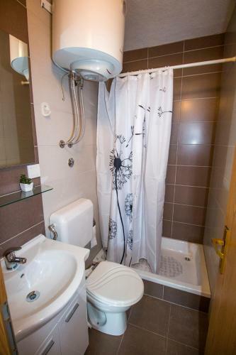 Apartments Pivac - Lokva Rogoznica