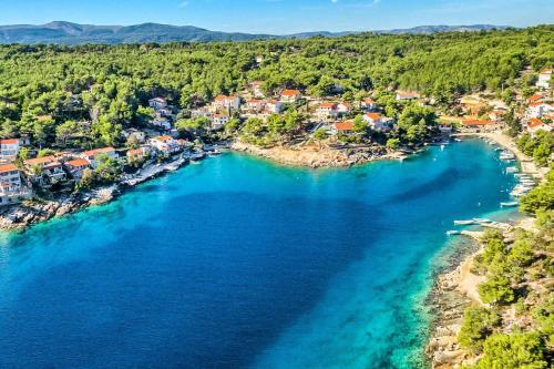 Apartments By The Sea Basina, Hvar - 4620