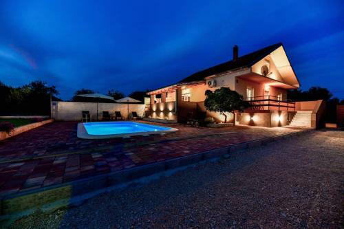 Holiday House Strenja