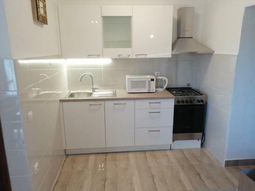 Seaview Holiday Apartments, Ventura Nin