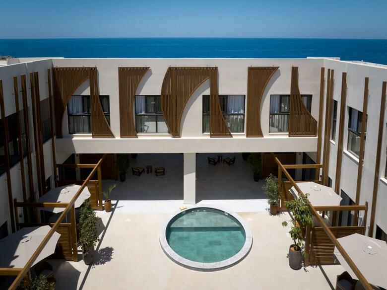 Hotel Isla Brown Chania Resort, Curio Collection By Hilton