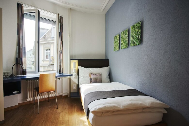 Hotel Bristol