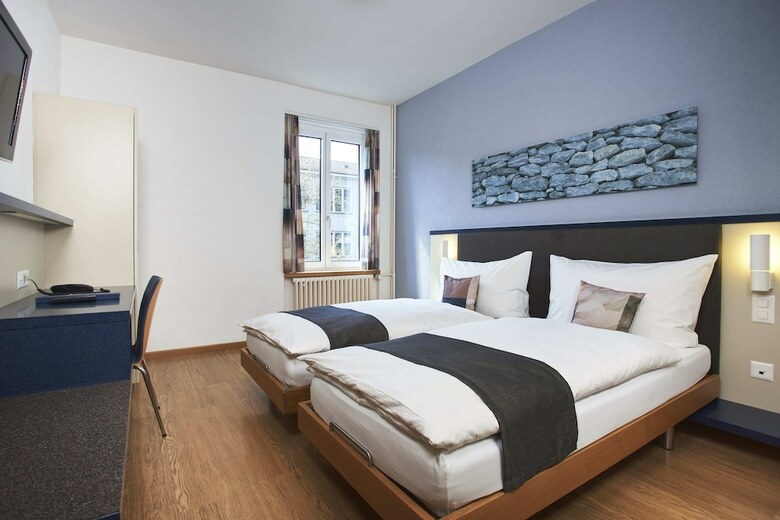 Hotel Bristol