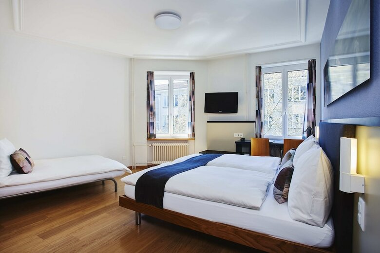 Hotel Bristol