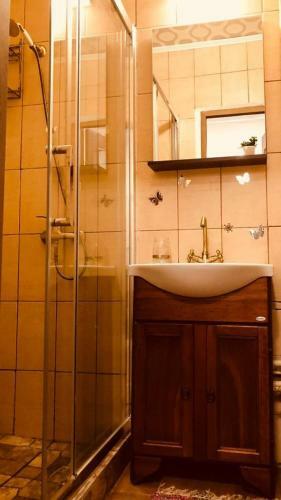 Fairytale Apartment Close To Bradu Ski Slope