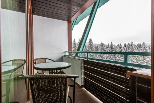 Kron Luxury 2 Bedroom Apartment In Silver Mountain