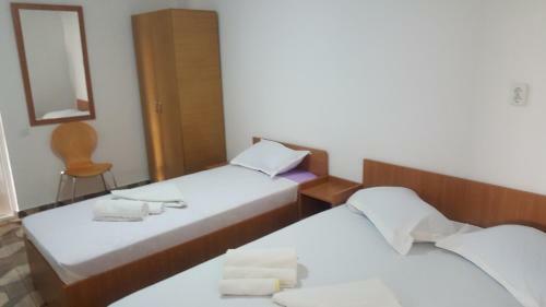 Hostal Vila Yza
