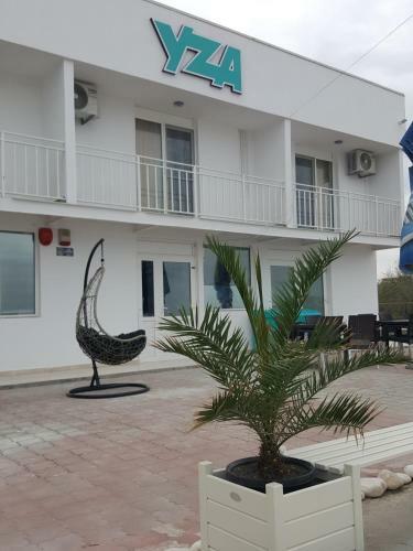 Hostal Vila Yza