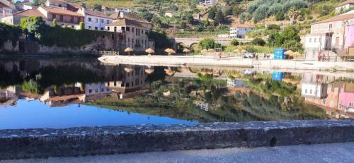 Vila Da Laje - Onde A Natureza O Envolve - Serra Da Estrela
