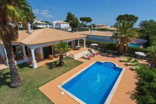 Villa Celia By Villa Plus