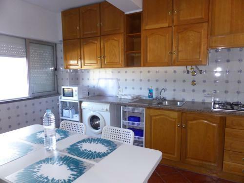 Apartamento Praia Das Avencas Apt Junto Ao Mar Com Estacionamento E AC