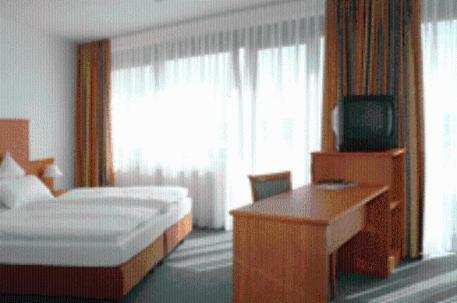 Isa International Sport Arena & Hotel