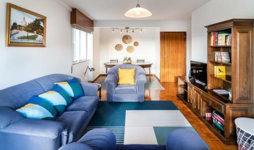Cozy 3 Room Apartment In Penafiel Centre