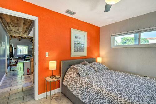 Cape Canaveral Home With Balcony Walk To Beach