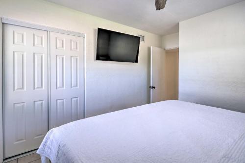 Cute And Cozy Florida Duplex Walk To Beaches!