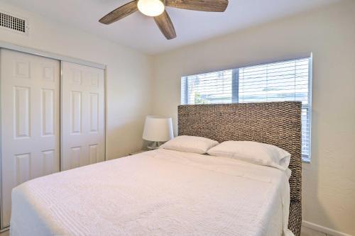 Cute And Cozy Florida Duplex Walk To Beaches!