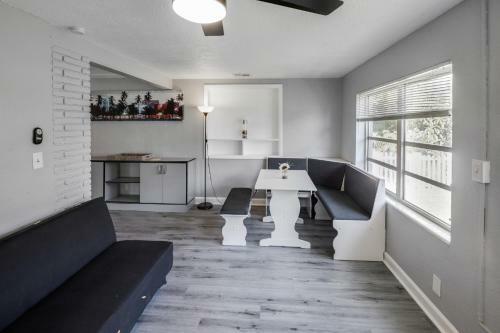 Amazing Escape Close To Dania Beach! Home