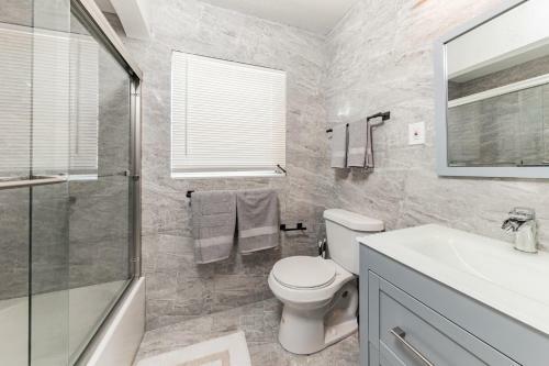 Amazing Escape Close To Dania Beach! Home